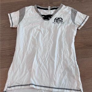 Hits Ocala short sleeve women’s live and tell